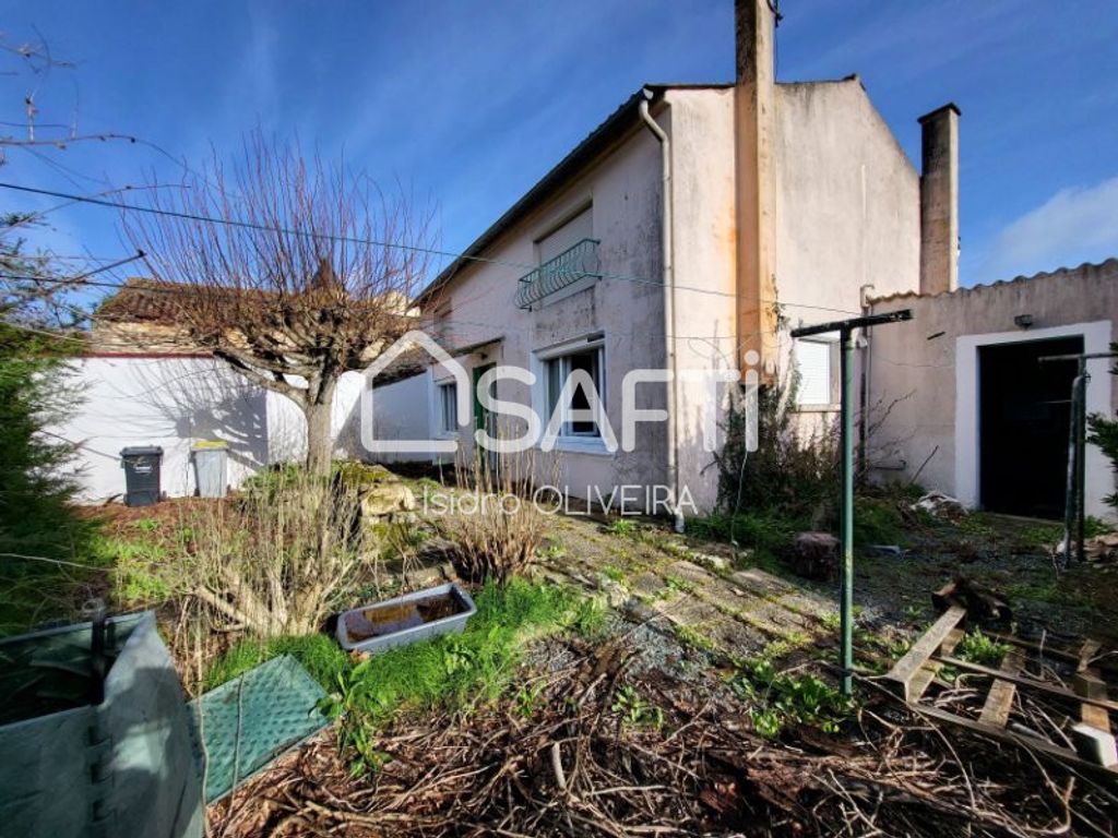 Achat maison à vendre 2 chambres 110 m² - Saint-Hilaire-des-Loges