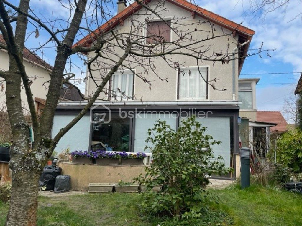 Achat maison à vendre 3 chambres 100 m² - Sucy-en-Brie