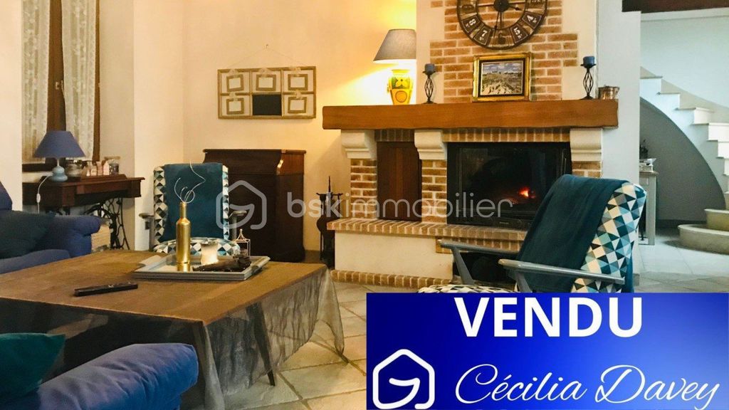 Achat maison à vendre 3 chambres 165 m² - Thorigny-sur-Oreuse