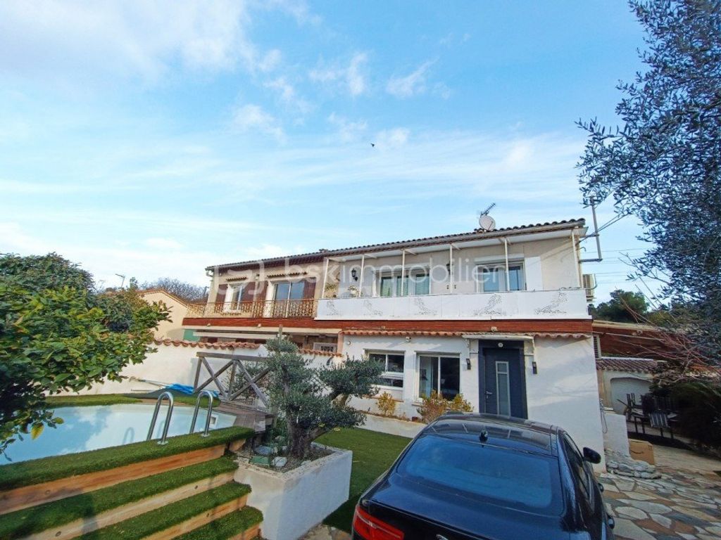 Achat appartement à vendre 5 pièces 89 m² - Sanary-sur-Mer