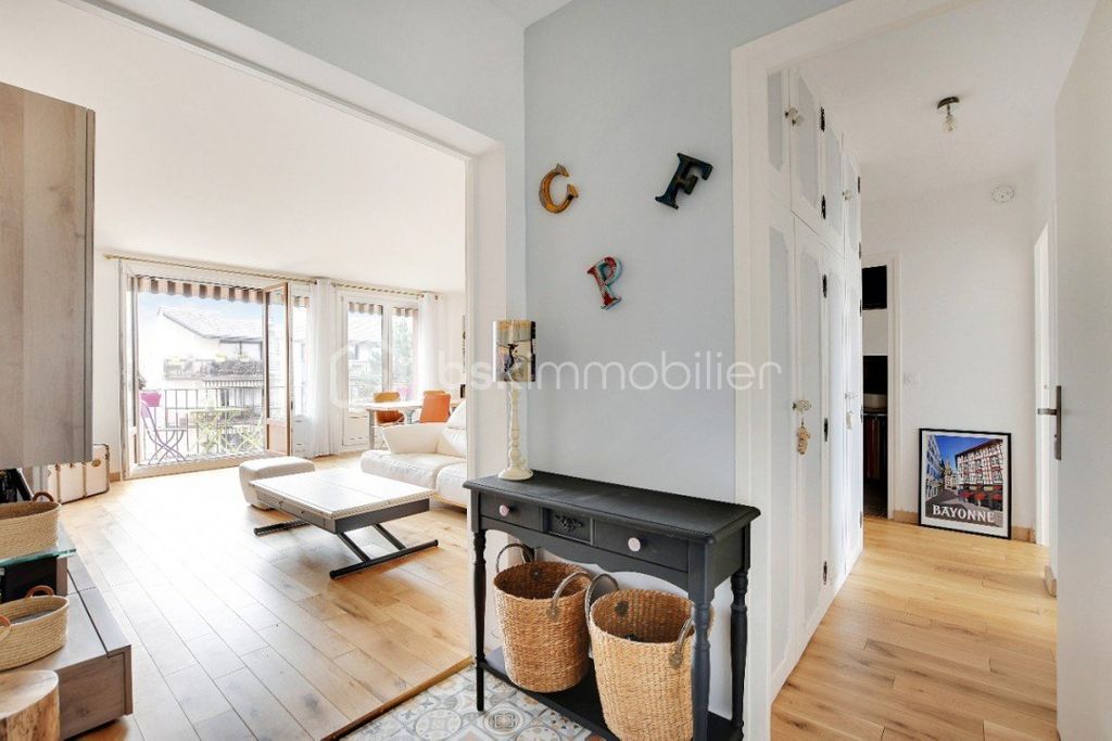 Achat appartement à vendre 4 pièces 82 m² - Saint-Maur-des-Fossés