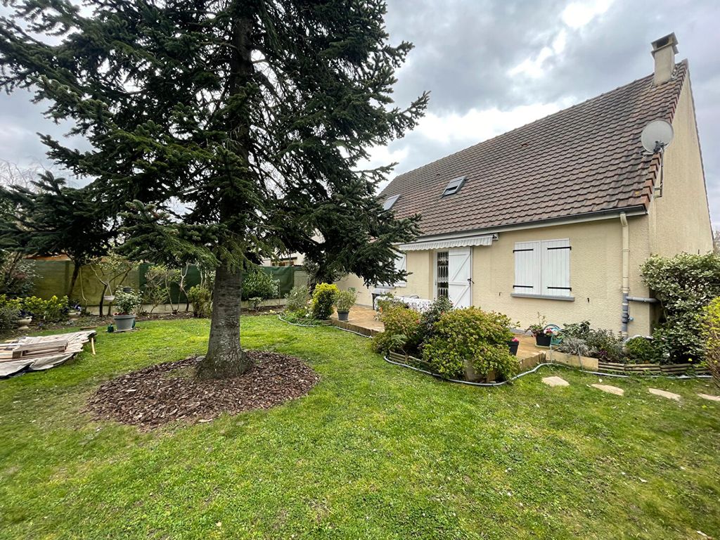 Achat maison à vendre 4 chambres 135 m² - Sainte-Geneviève-des-Bois