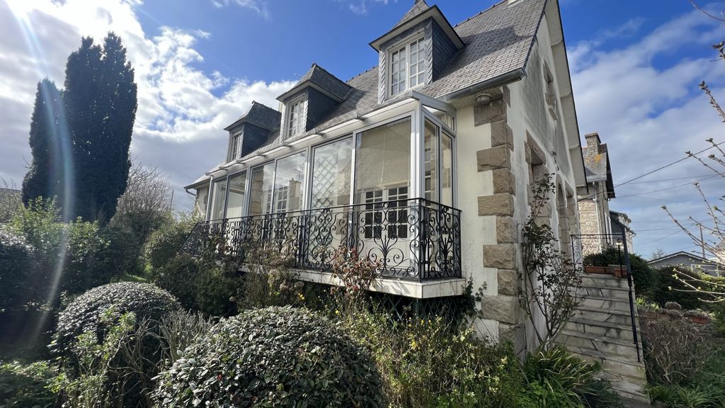 Achat maison à vendre 5 chambres 132 m² - Saint-Cast-le-Guildo