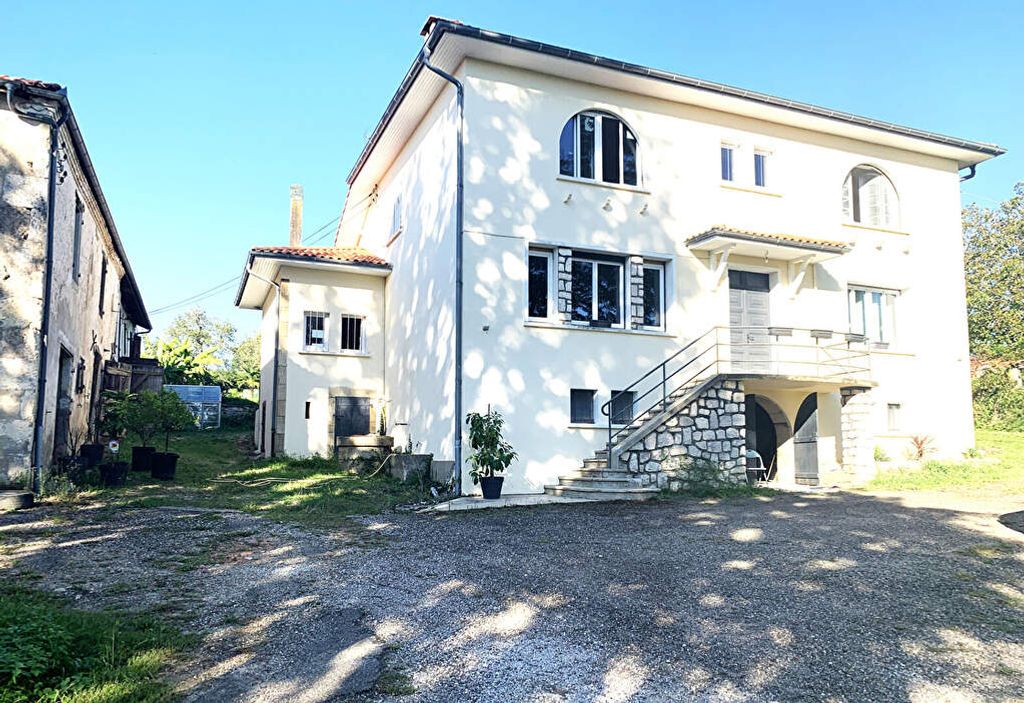 Achat maison à vendre 6 chambres 275 m² - Saint-Aubin