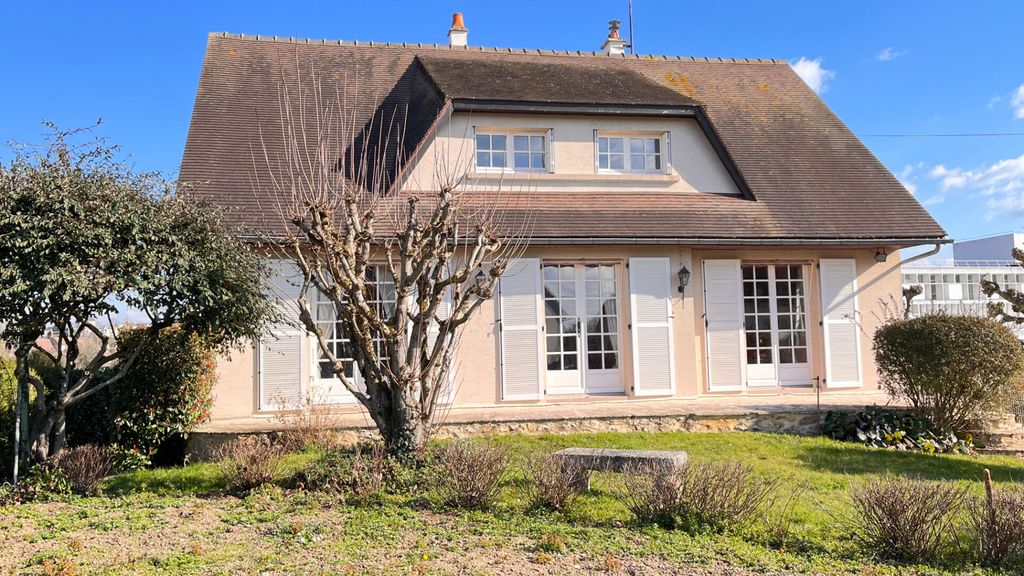 Achat maison à vendre 4 chambres 123 m² - Nogent-le-Rotrou