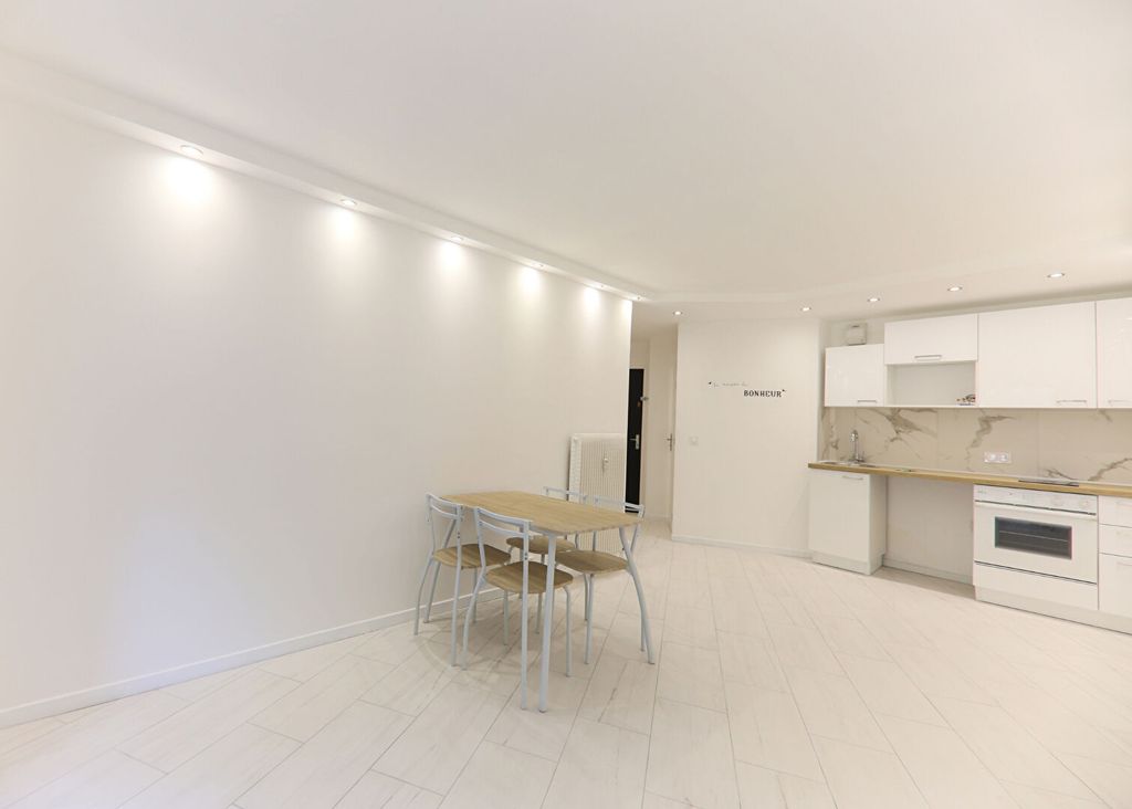 Achat appartement à vendre 2 pièces 33 m² - Mandelieu-la-Napoule