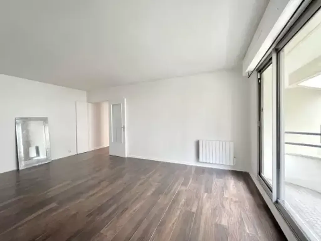 Achat appartement 3 pièce(s) Courbevoie