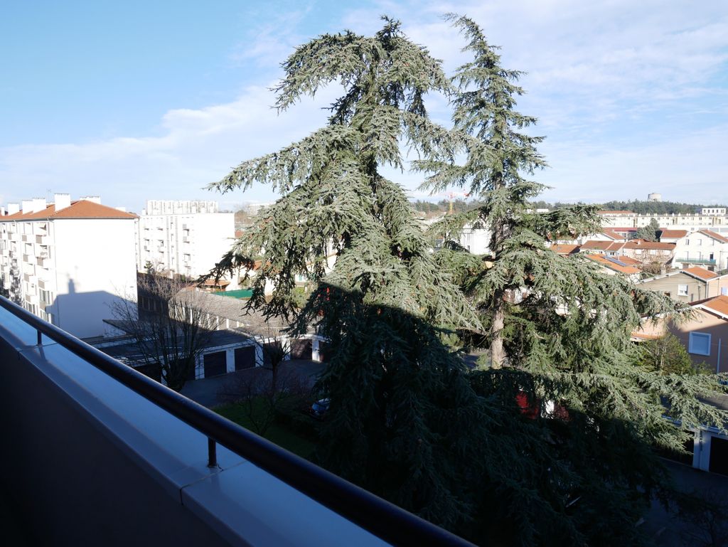 Achat appartement à vendre 3 pièces 64 m² - Lyon 8ème arrondissement