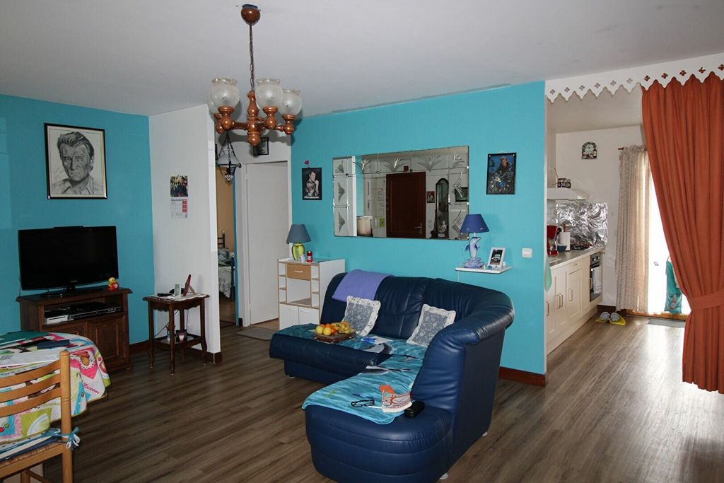 Achat maison à vendre 2 chambres 75 m² - La Chapelle-sur-Aveyron