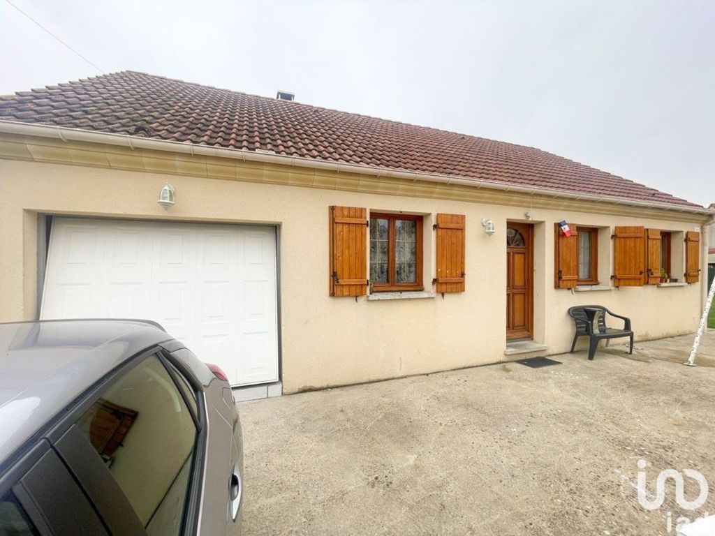Achat maison à vendre 3 chambres 90 m² - Saint-Agnan
