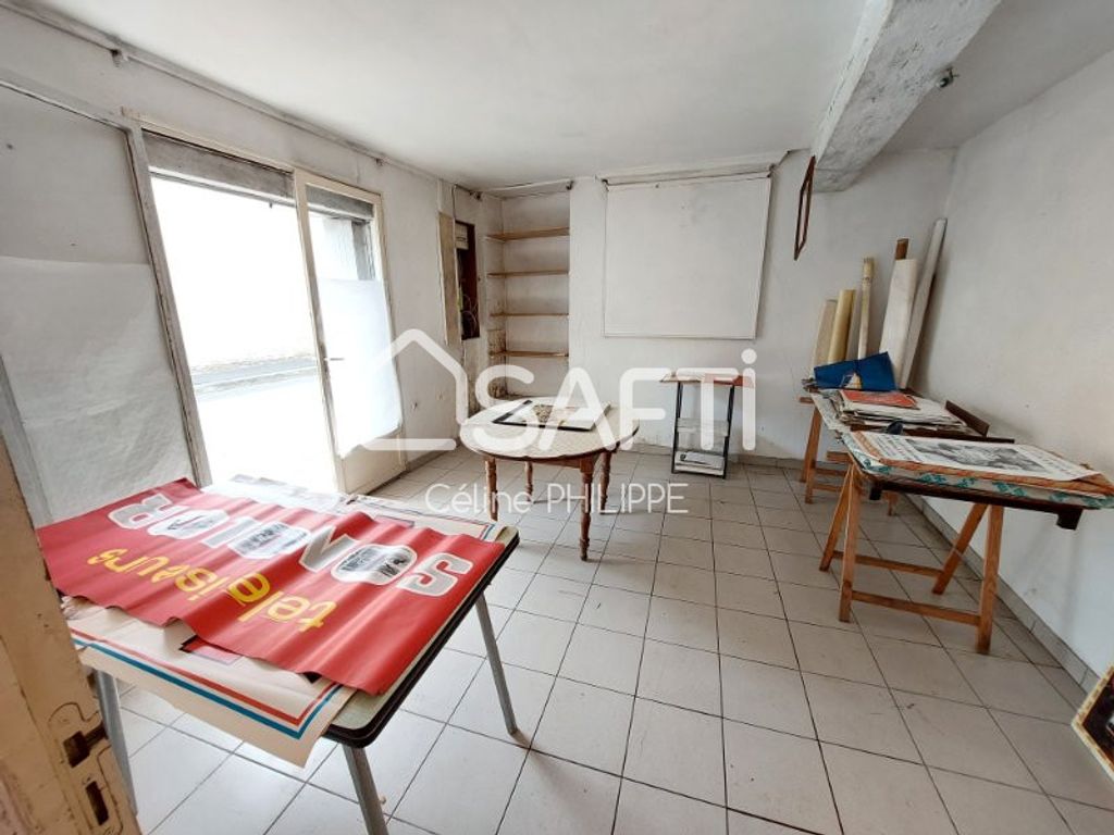 Achat maison à vendre 2 chambres 107 m² - Loudun