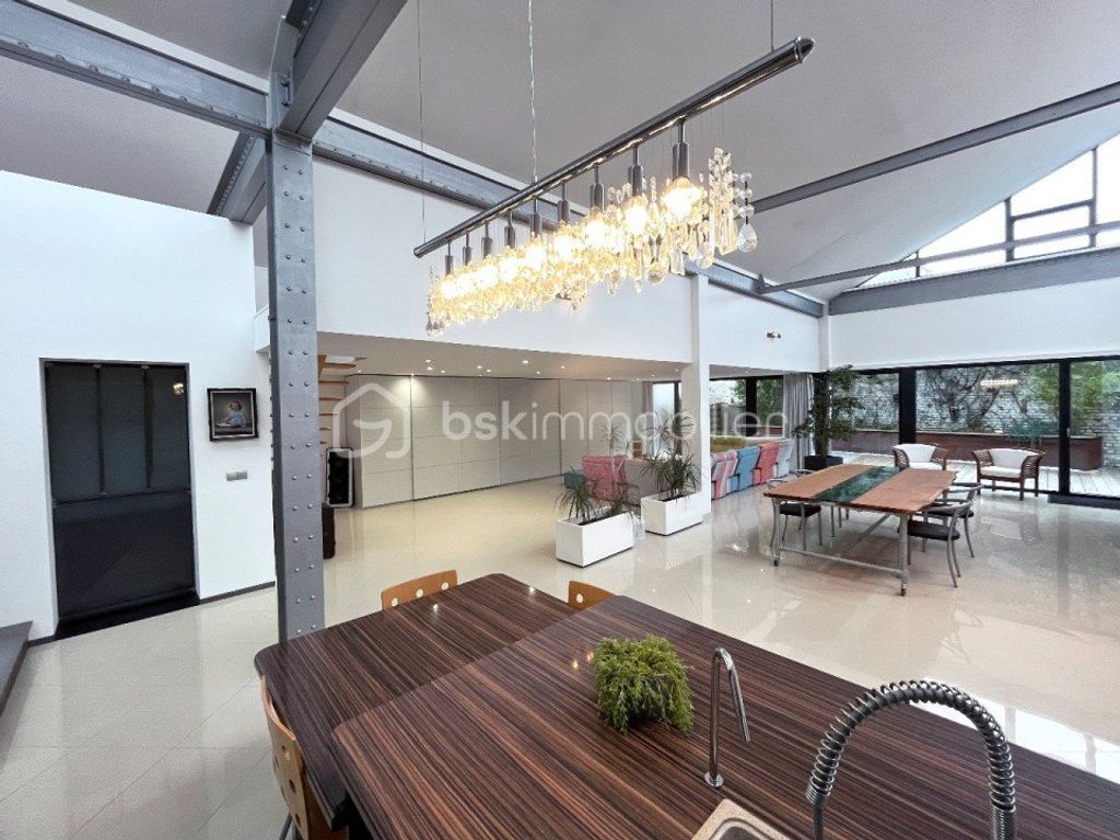 Achat loft à vendre 7 pièces 223 m² - Wattrelos