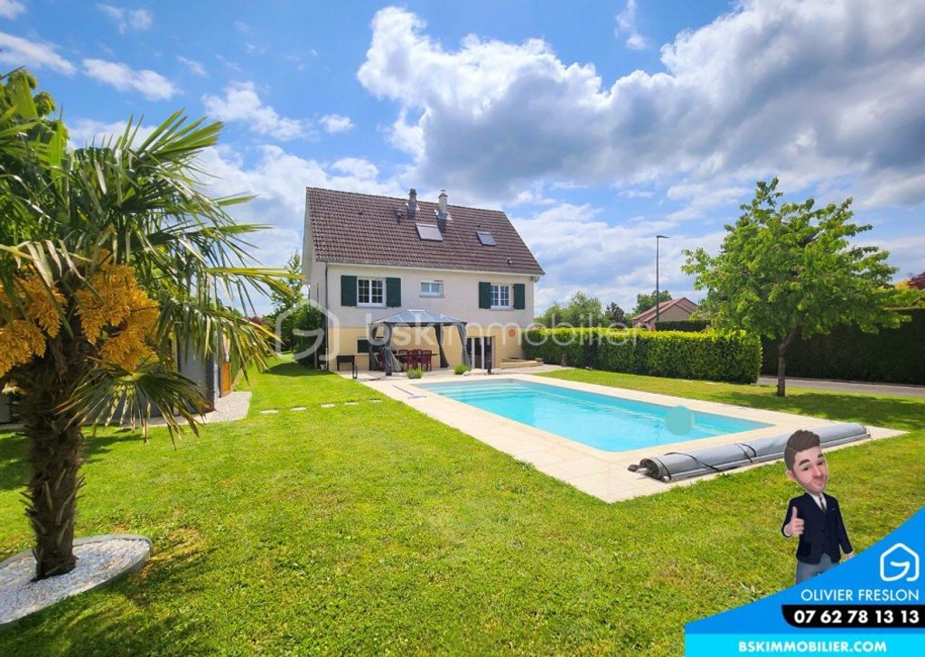 Achat maison à vendre 4 chambres 156 m² - Sougy-sur-Loire