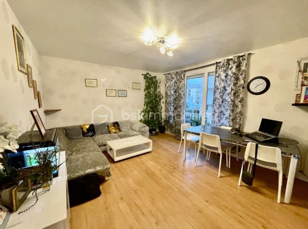 Achat appartement à vendre 3 pièces 67 m² - Chambray-lès-Tours