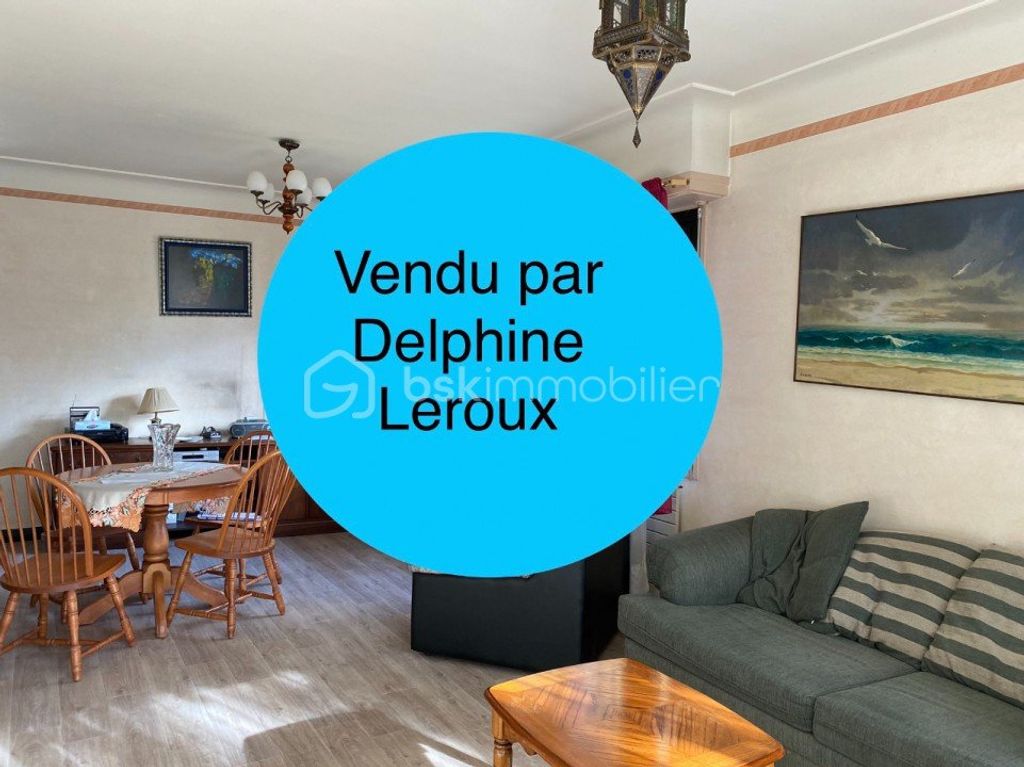 Achat maison à vendre 5 chambres 135 m² - Saint-Vincent-de-Tyrosse