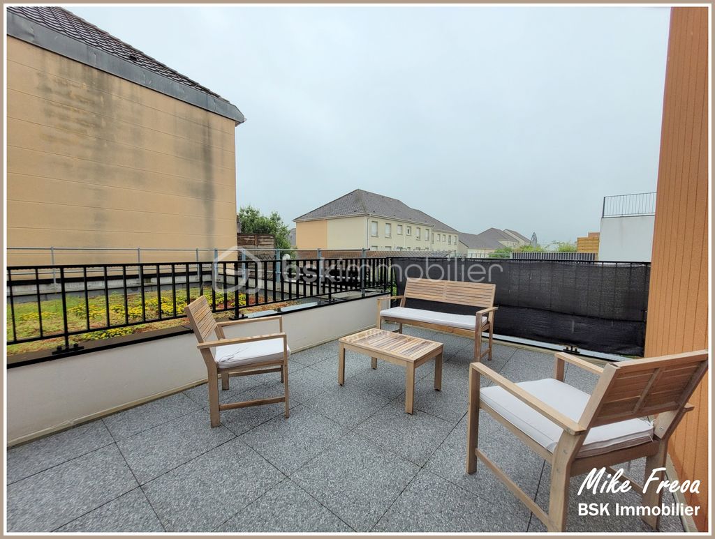 Achat appartement à vendre 3 pièces 64 m² - Roissy-en-Brie