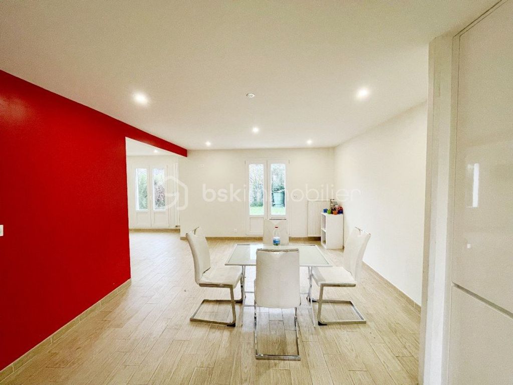 Achat maison à vendre 4 chambres 112 m² - Cergy