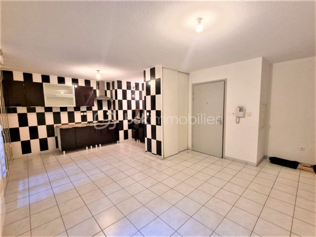 Achat appartement à vendre 3 pièces 65 m² - Marseille 3ème arrondissement