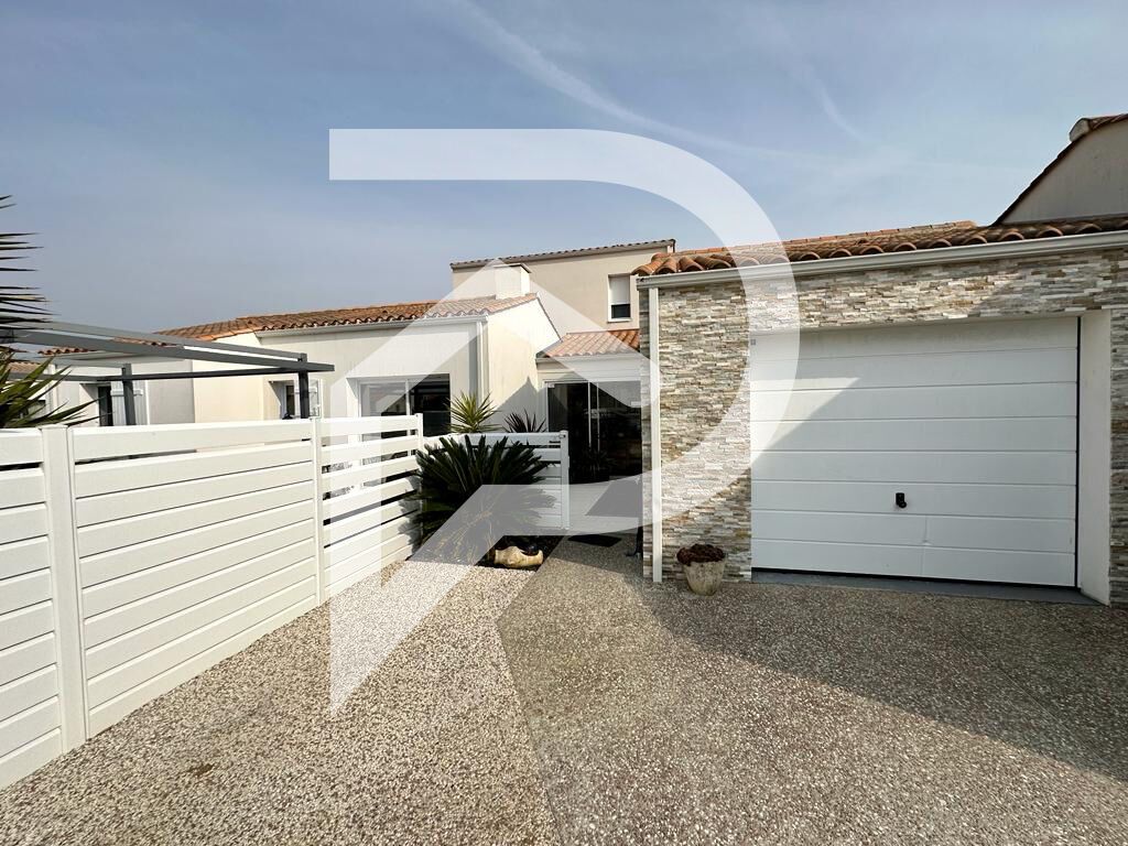 Achat maison à vendre 4 chambres 135 m² - La Tranche-sur-Mer