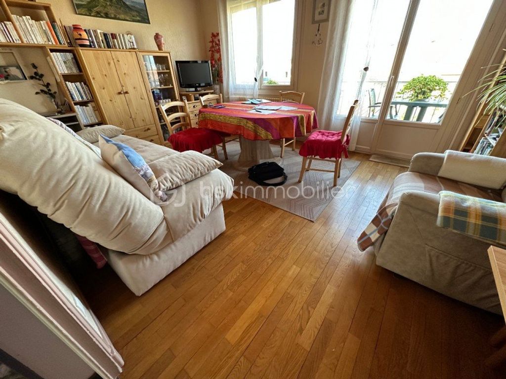 Achat appartement à vendre 2 pièces 51 m² - Roanne