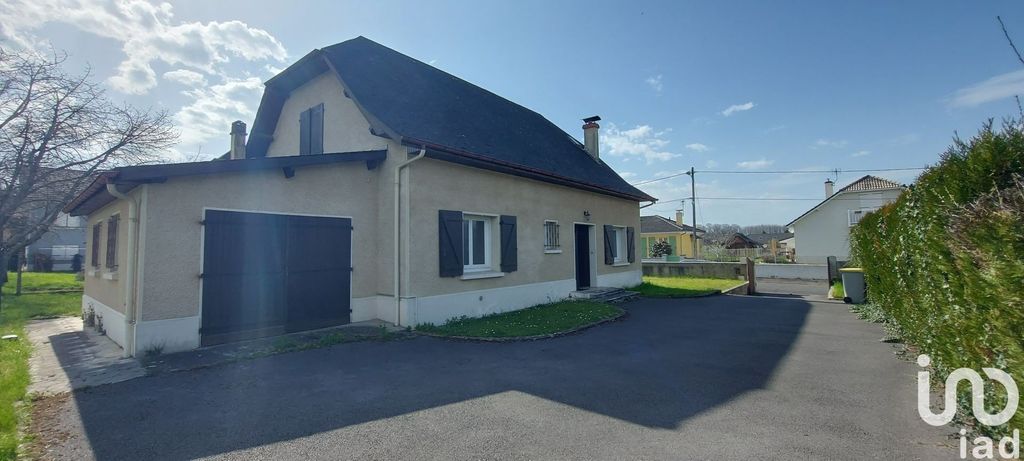 Achat maison à vendre 3 chambres 132 m² - Oloron-Sainte-Marie