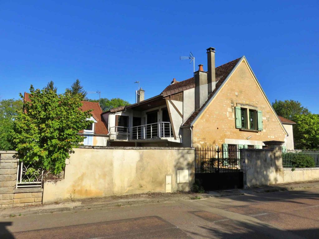 Achat maison à vendre 5 chambres 217 m² - Mailly-la-Ville