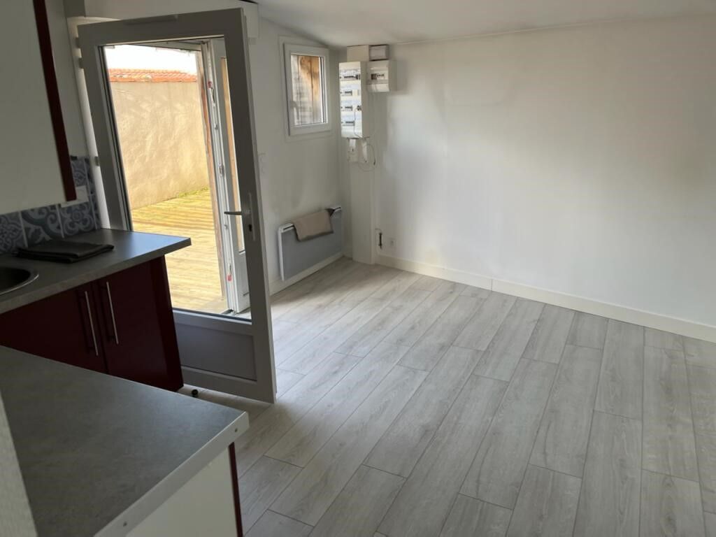 Achat maison à vendre 1 chambre 45 m² - Saint-Xandre