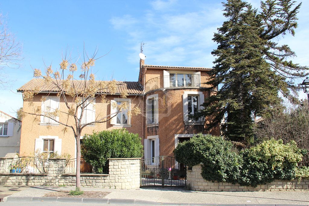 Achat maison à vendre 5 chambres 282 m² - Sarrians