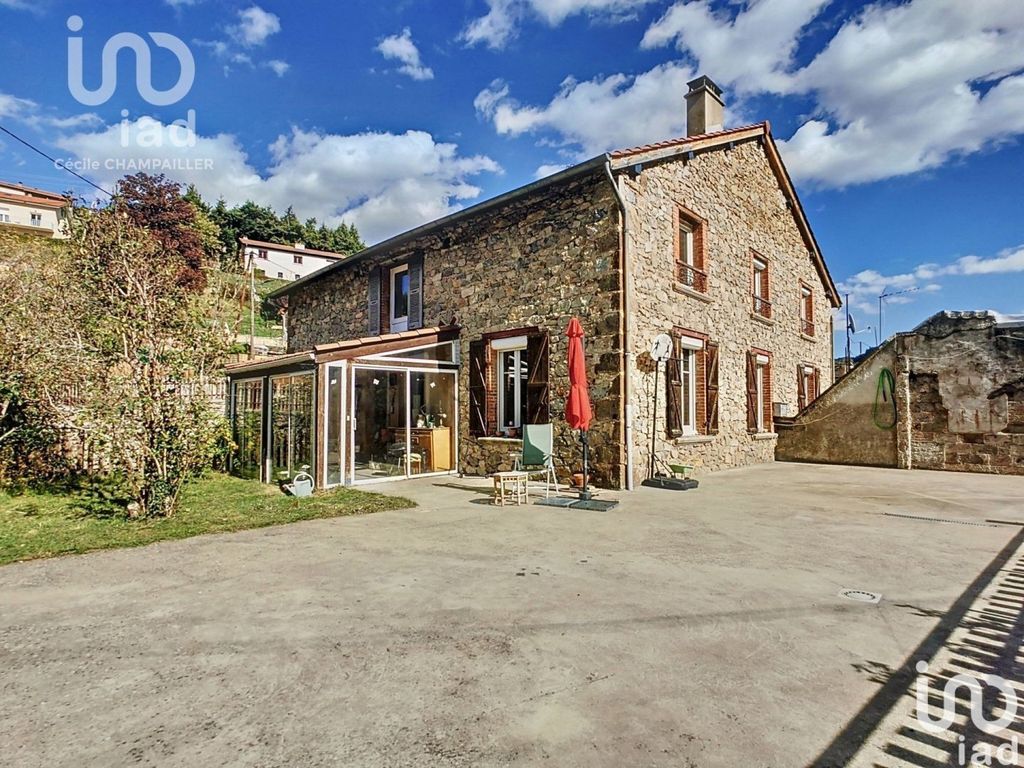 Achat maison à vendre 4 chambres 190 m² - Saint-Sauveur-en-Rue