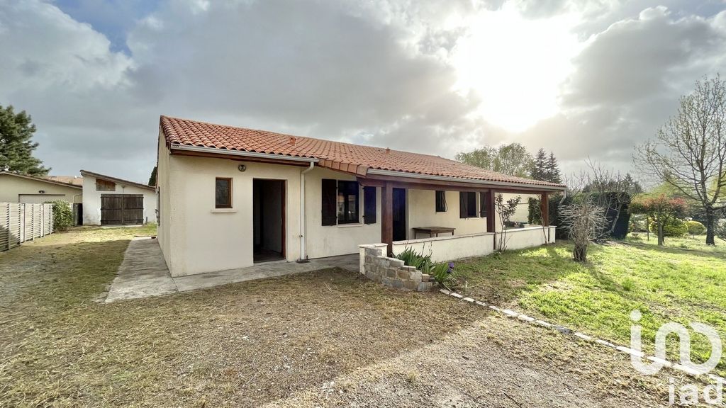 Achat maison à vendre 3 chambres 82 m² - Saint-André-de-Cubzac