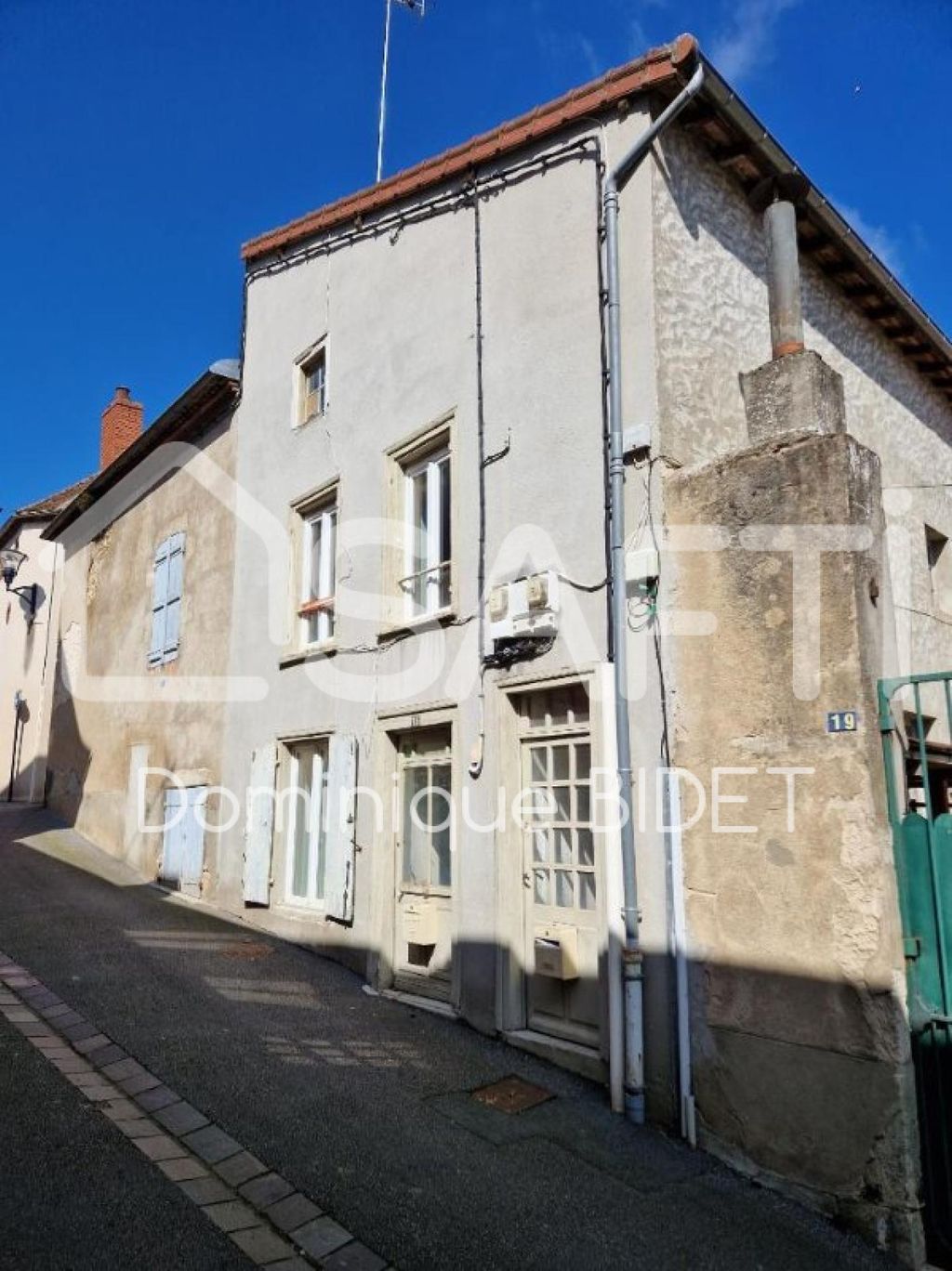 Achat appartement à vendre 6 pièces 123 m² - Saint-Pourçain-sur-Sioule