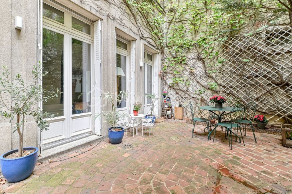 Achat duplex à vendre 4 pièces 82 m² - Paris 15ème arrondissement