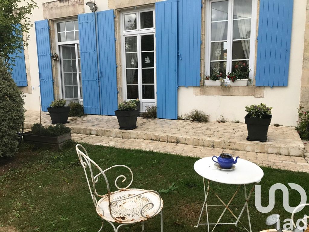 Achat maison à vendre 3 chambres 157 m² - Dompierre-sur-Mer