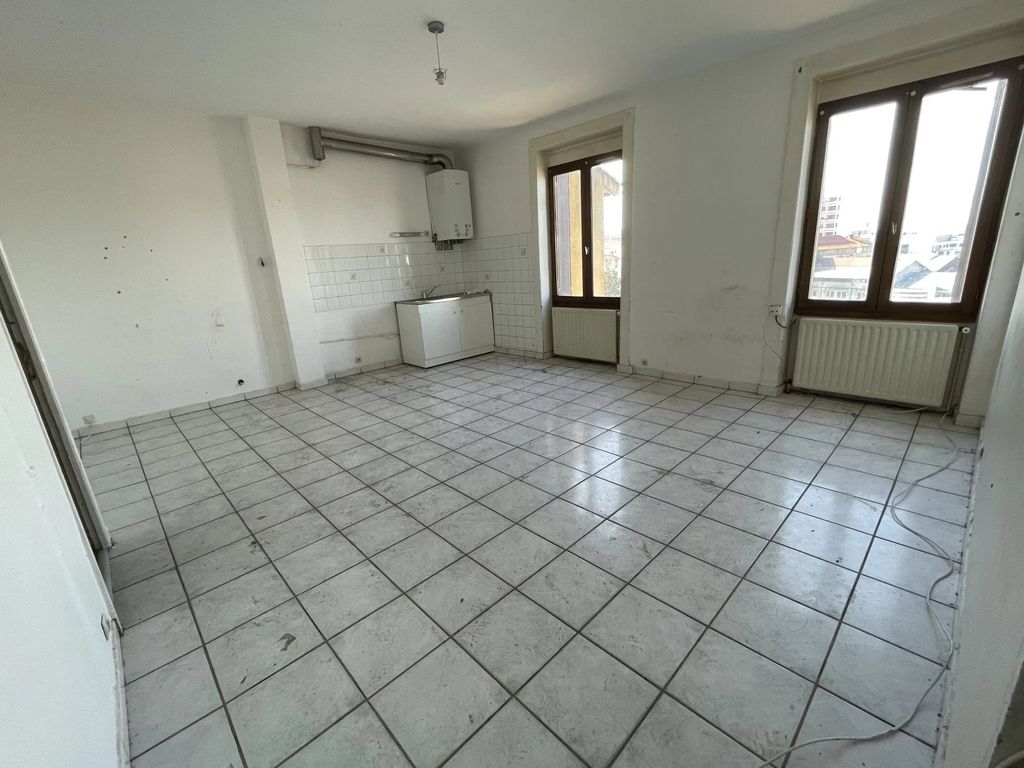 Achat appartement à vendre 3 pièces 75 m² - Saint-Étienne