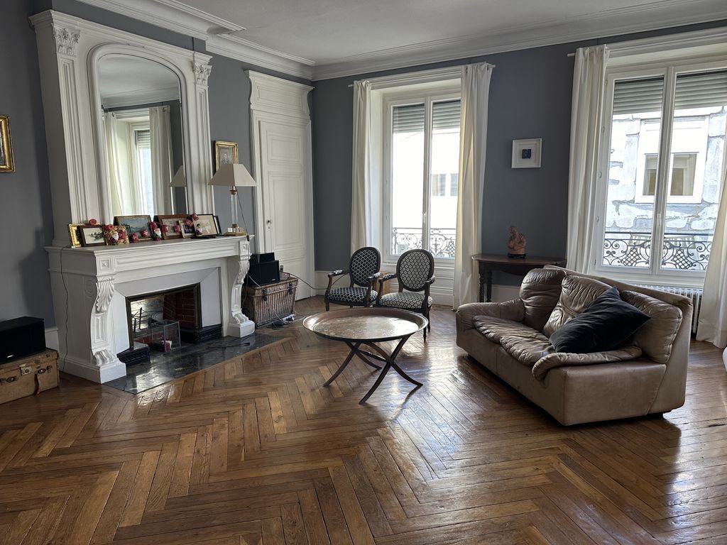 Achat appartement à vendre 7 pièces 190 m² - Saint-Étienne