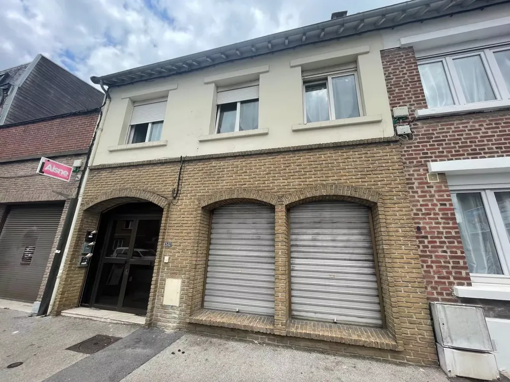 Achat appartement à vendre 5 pièces 130 m² - Saint-Quentin