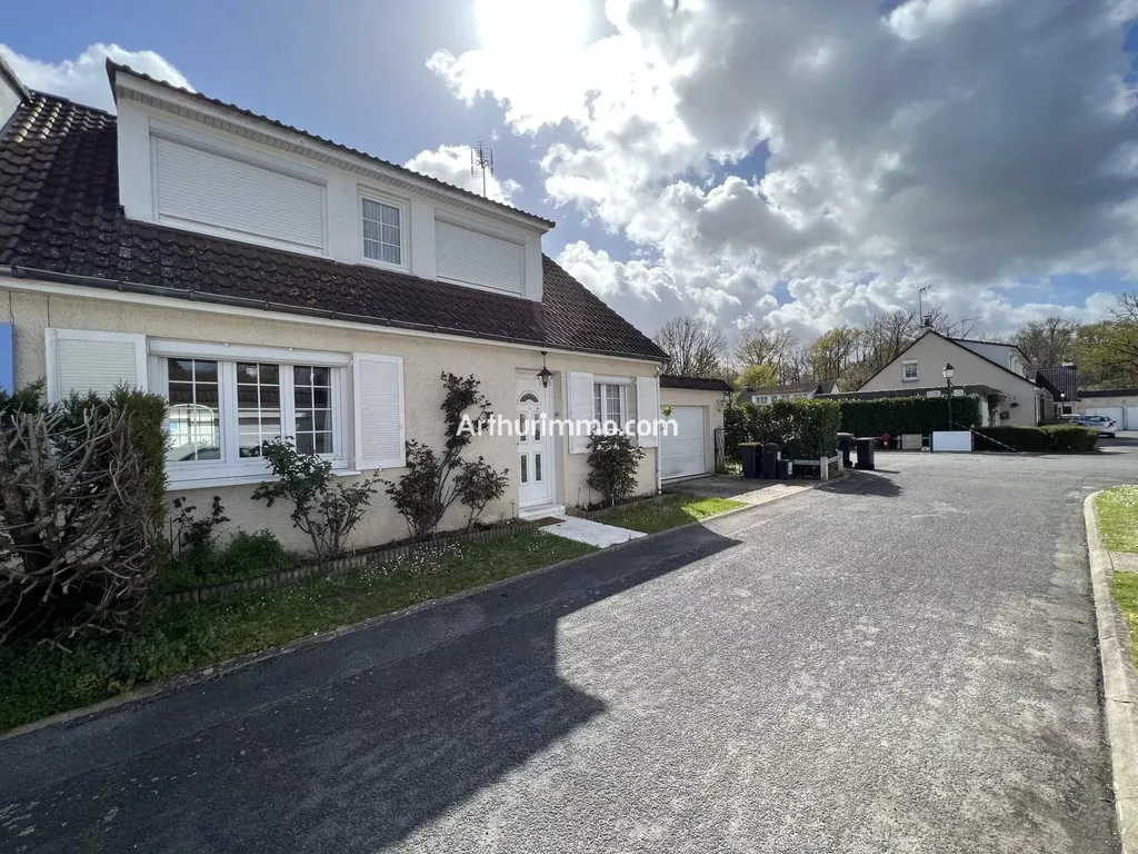 Achat maison à vendre 3 chambres 94 m² - Sucy-en-Brie