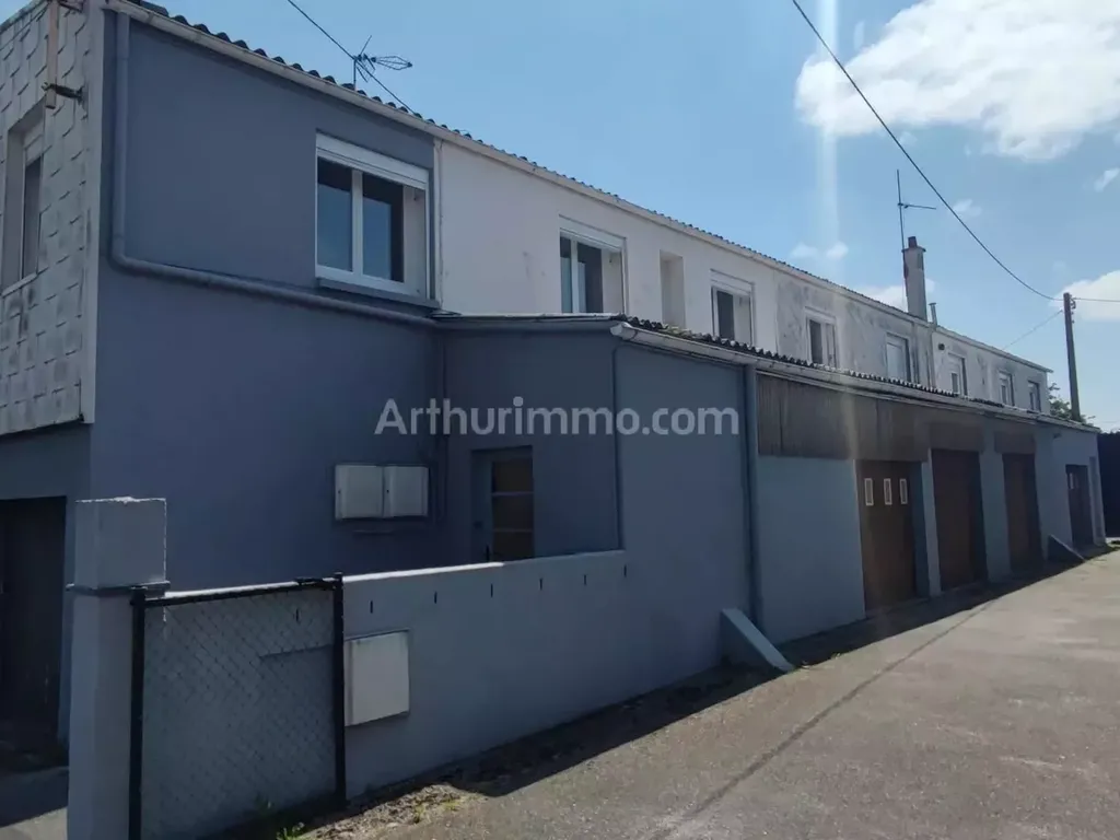 Achat appartement à vendre 9 pièces 200 m² - Saint-Romain-de-Colbosc