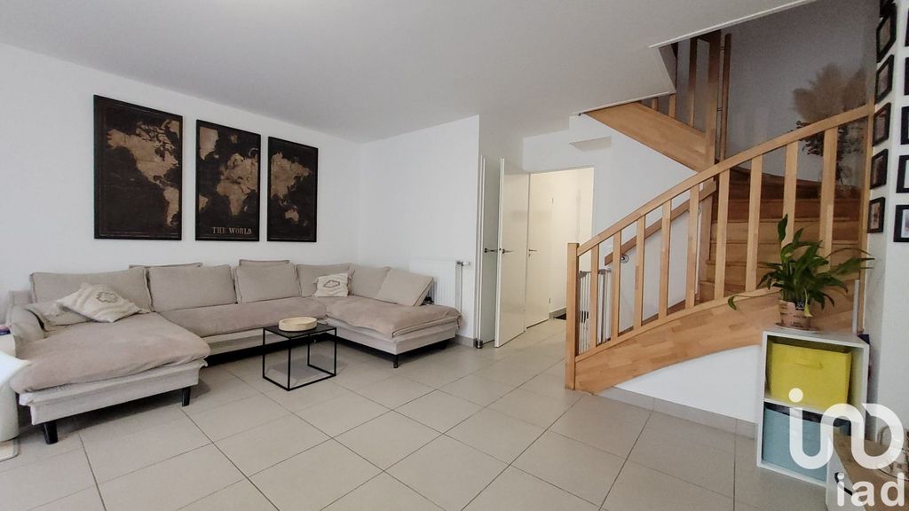 Achat maison à vendre 3 chambres 84 m² - Claye-Souilly