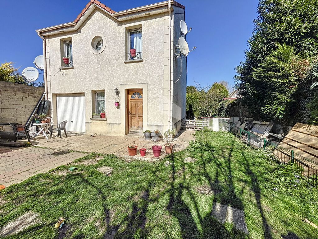 Achat maison à vendre 5 chambres 109 m² - Luzarches