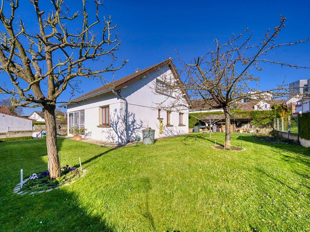 Achat maison à vendre 3 chambres 115 m² - Saint-Quentin