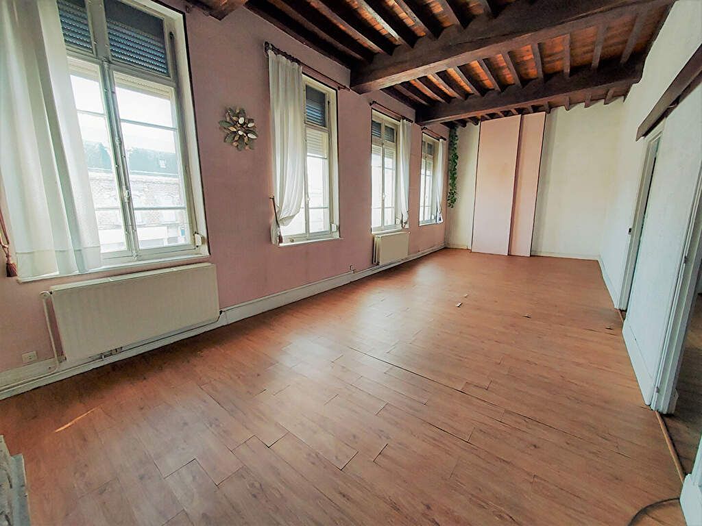 Achat appartement 7 pièce(s) Saint-Quentin