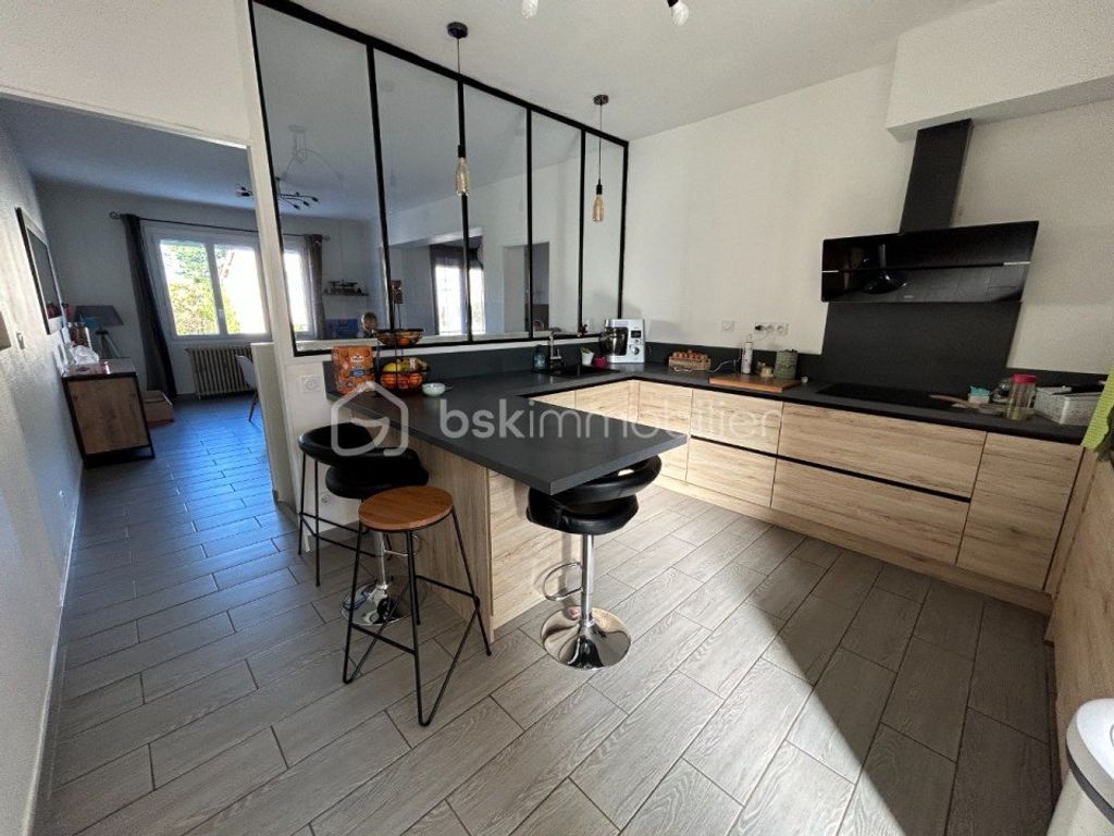 Achat maison à vendre 5 chambres 190 m² - Agen