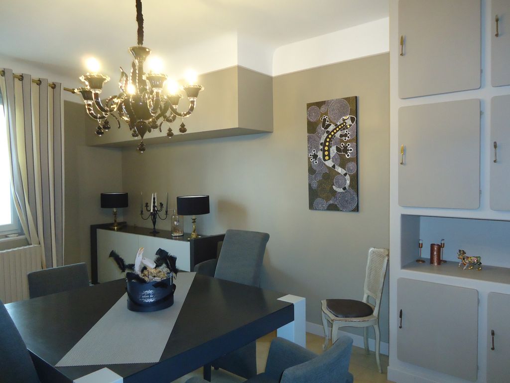 Achat maison à vendre 6 chambres 210 m² - Castelsarrasin