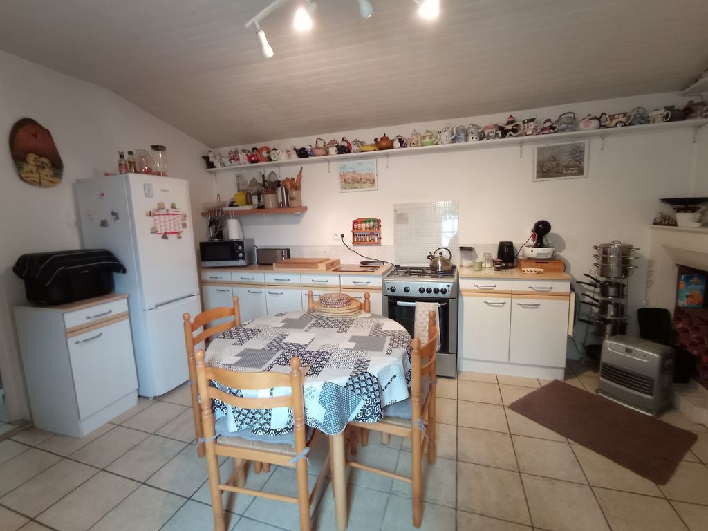 Achat maison à vendre 3 chambres 96 m² - Vasles