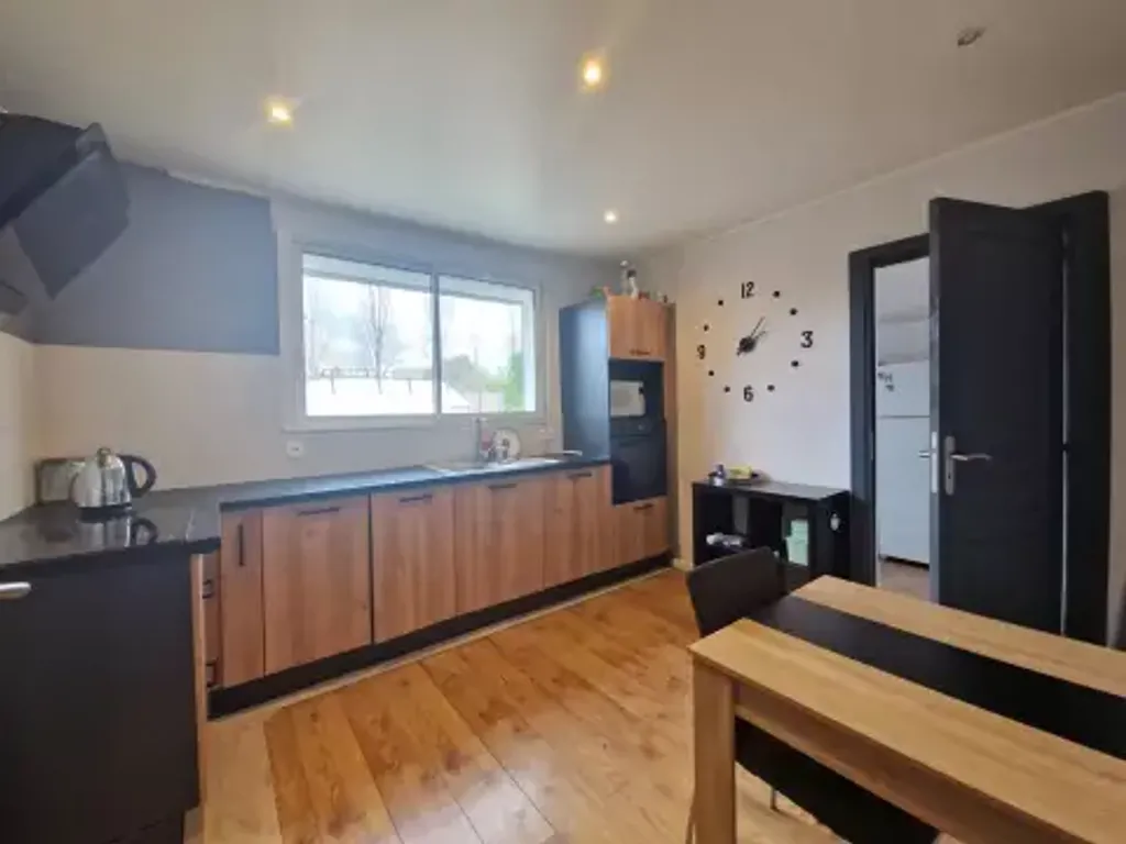 Achat maison à vendre 5 chambres 127 m² - Rezé