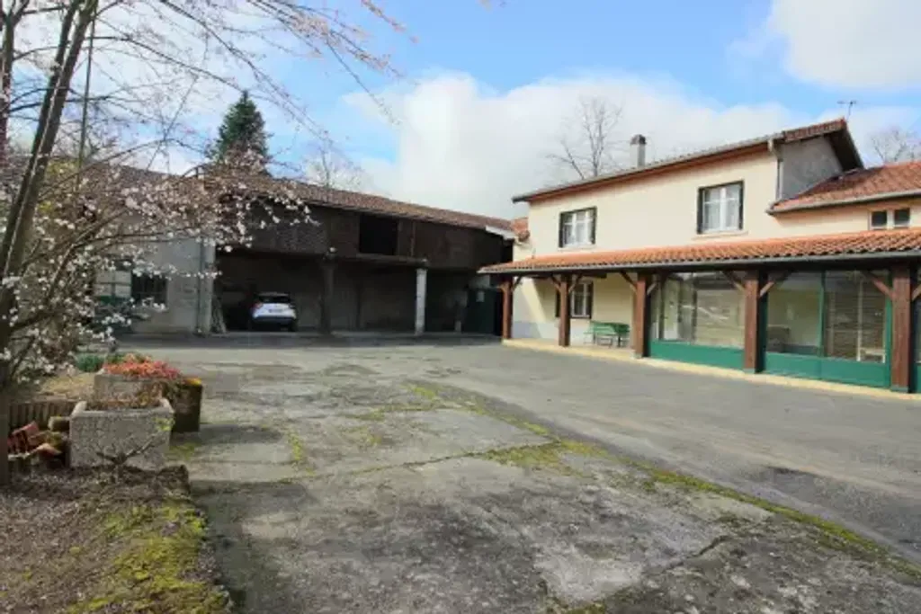 Achat maison à vendre 5 chambres 158 m² - Anères