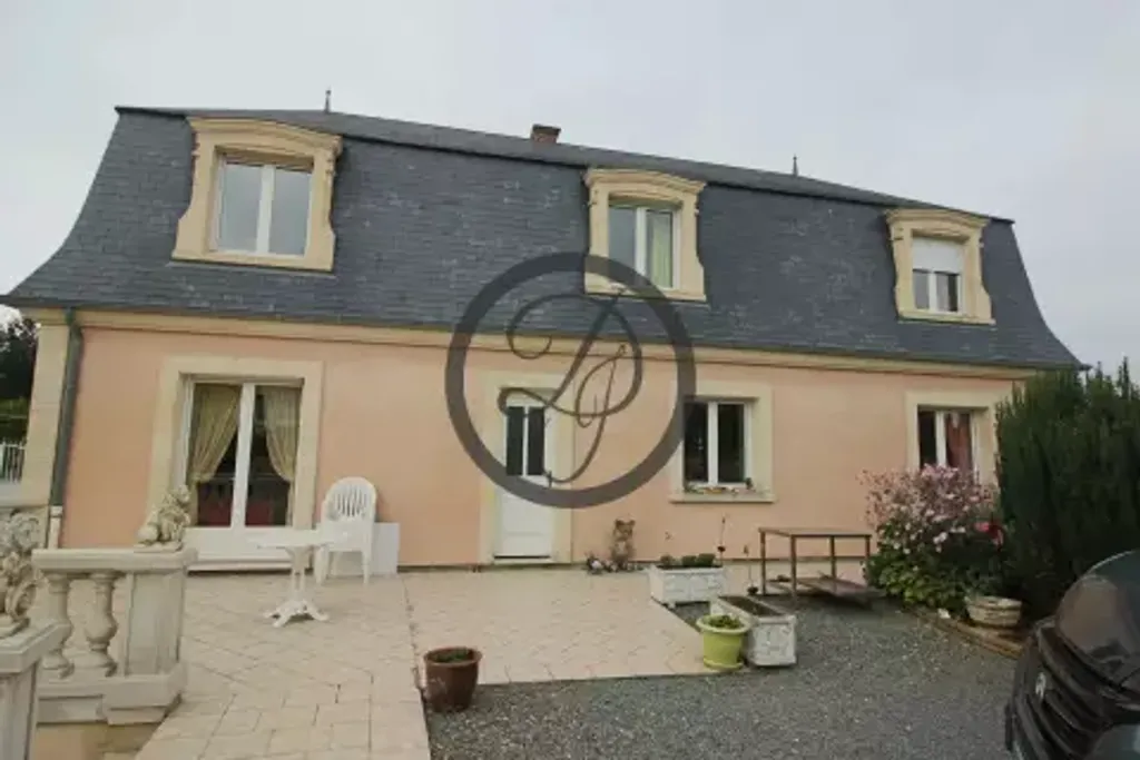 Achat maison à vendre 5 chambres 230 m² - Amiens
