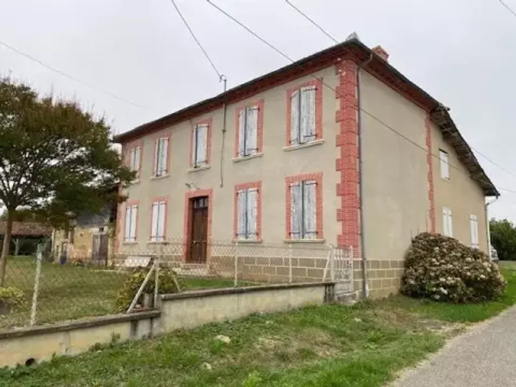 Achat maison à vendre 4 chambres 175 m² - Montbernard