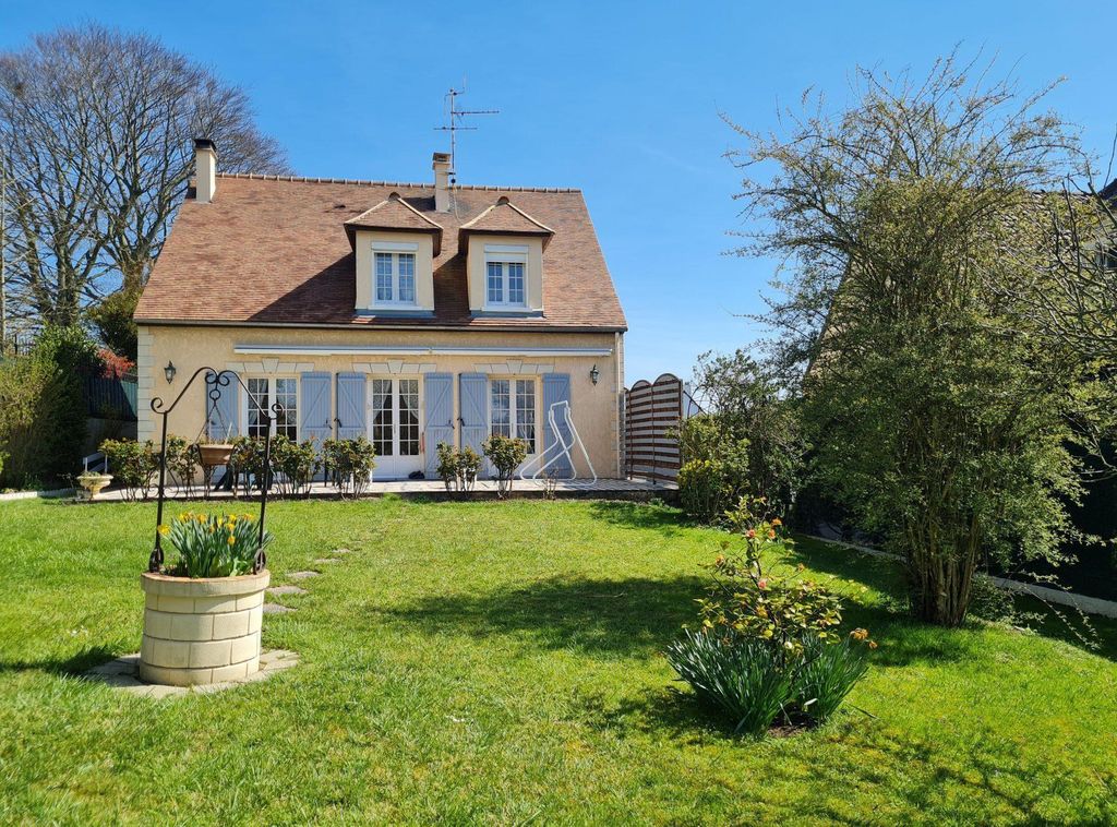Achat maison à vendre 4 chambres 136 m² - Mareil-en-France